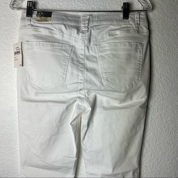 {WIT & WISDOM} White High Rise Ankle Skimmer Jean - Picture 4 of 12